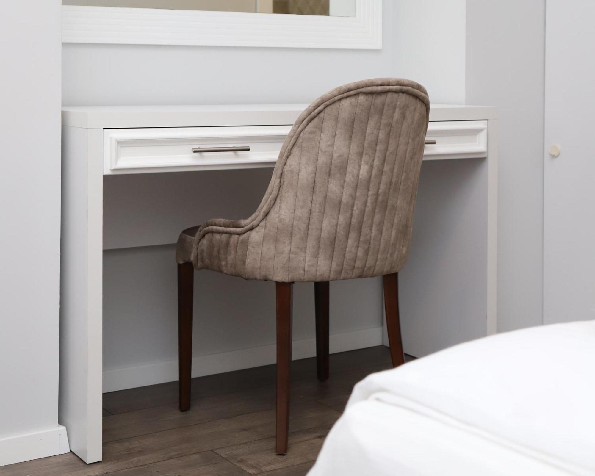 Sky Hotel Prizren Luaran gambar