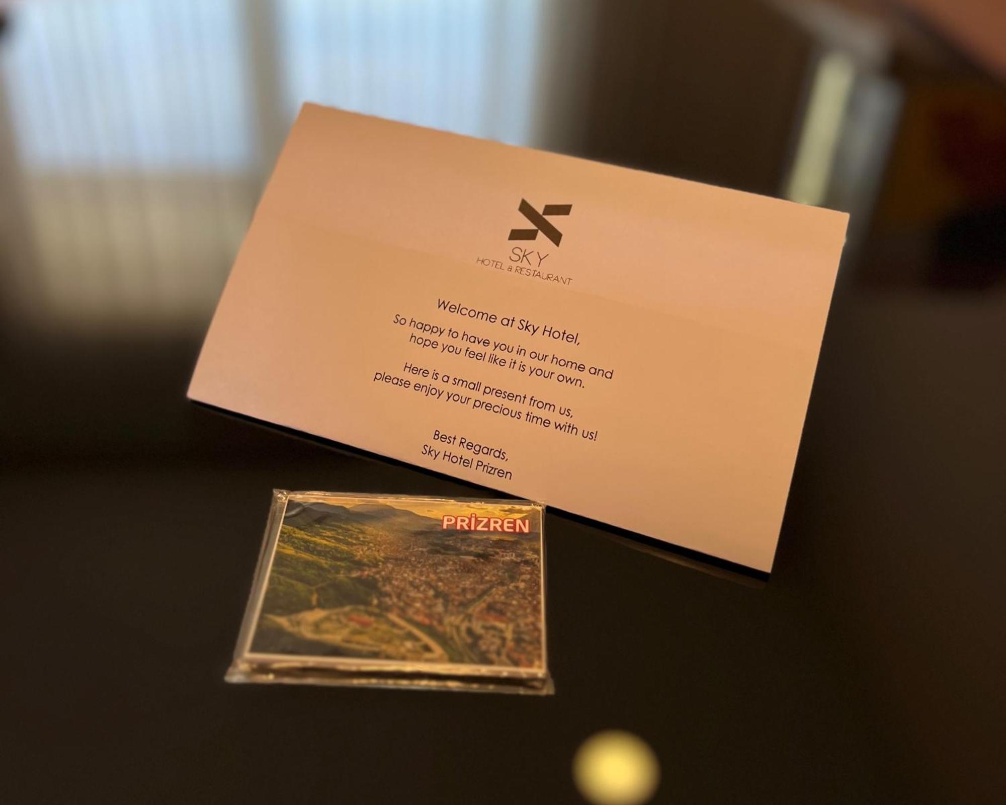 Sky Hotel Prizren Luaran gambar